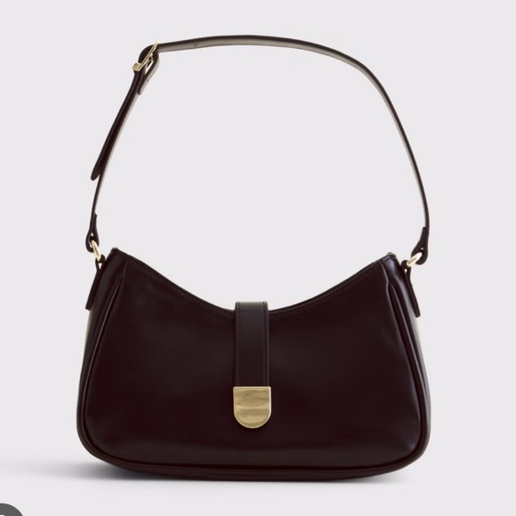 Abercrombie & Fitch Handbags - Abercrombie Vegan Leather Shoulder Bag